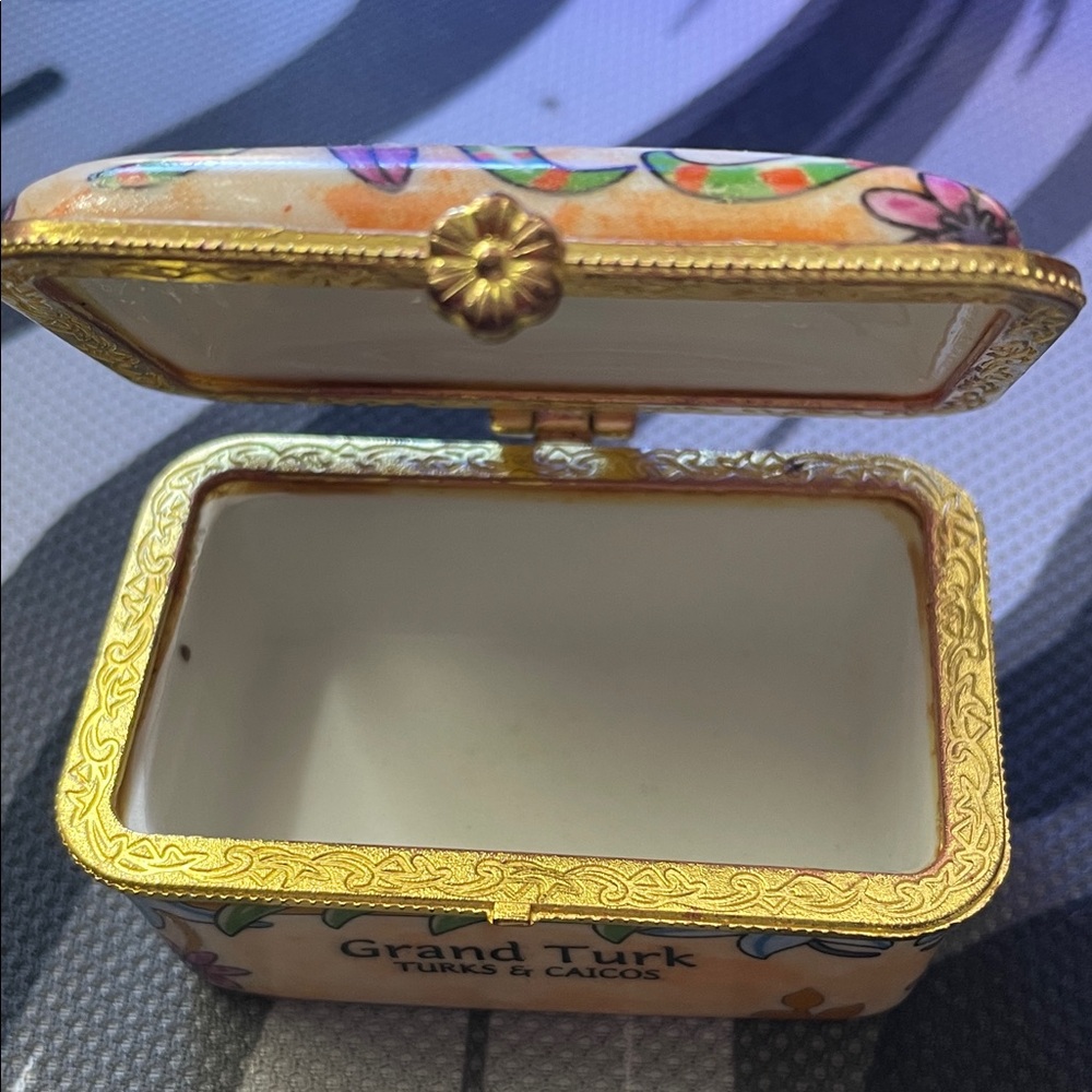 Reptile Trinket Box - Colorful Design - Picture 3 of 3